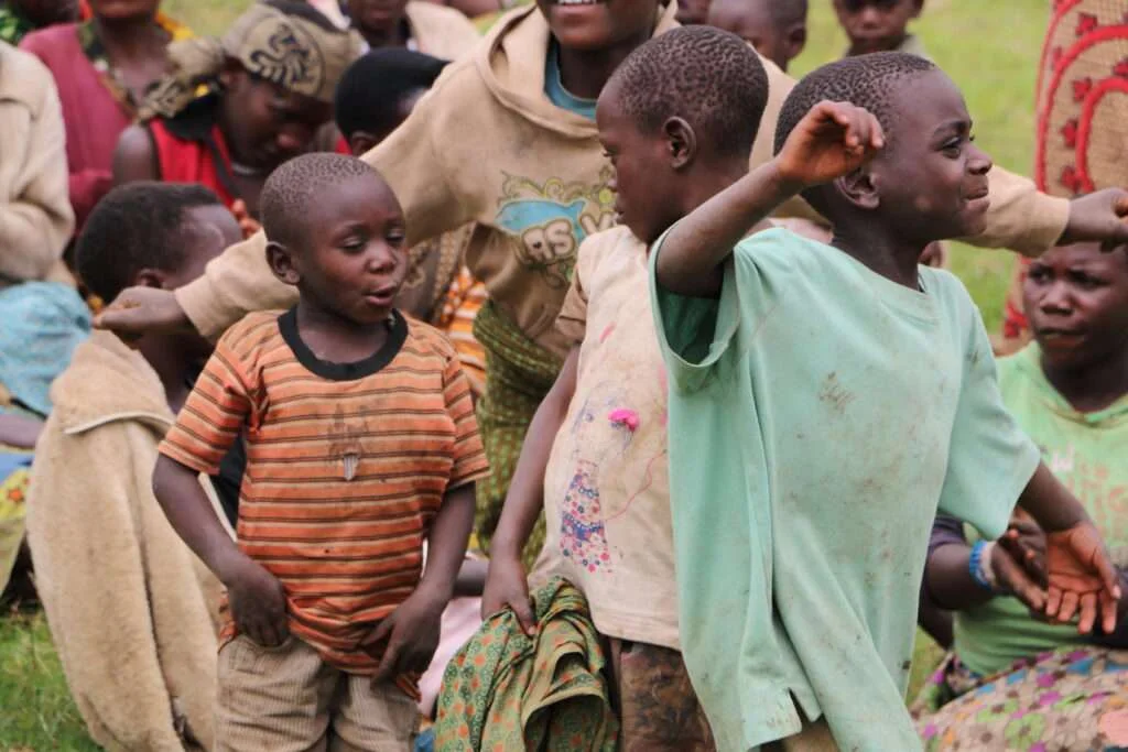 20161229-VILLAGE-PYGMEE-BATWA-LAC-BUNYONYI-OUGANDA-46-1024x683