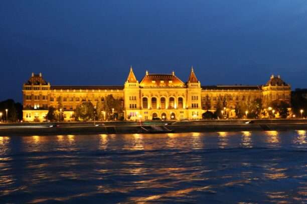 WhatsApp Image 2025-12-22 at 19.06.32 (18)