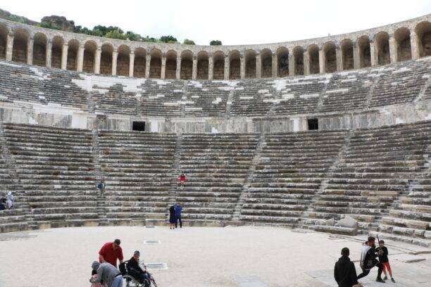 20190409-THEATRE-ANTIQUE-DASPENDOS-TURQUIE-12-612x408