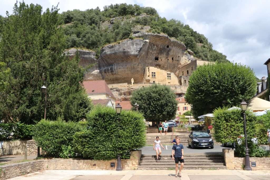 117290322_1146618179071330_9065754428977773547_n