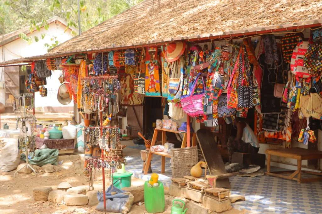 20240219-VISITE-DE-THIES-VILLAGE-ARTISANAL-SENEGAL-18-1024x683