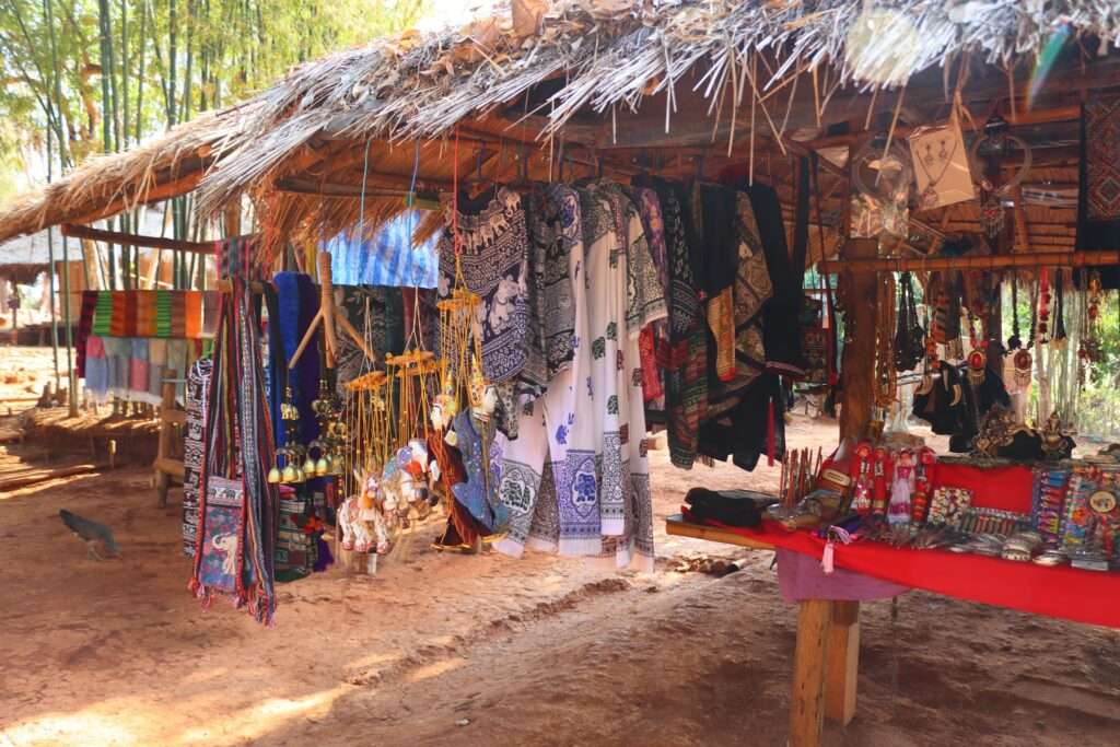Les Lu‑Mien (Yao) : les gardiens des forêts rouges et des chemins du Sud Thaïlande