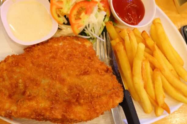 FISH AND CHIPS KO BAR & REST HUA HIN