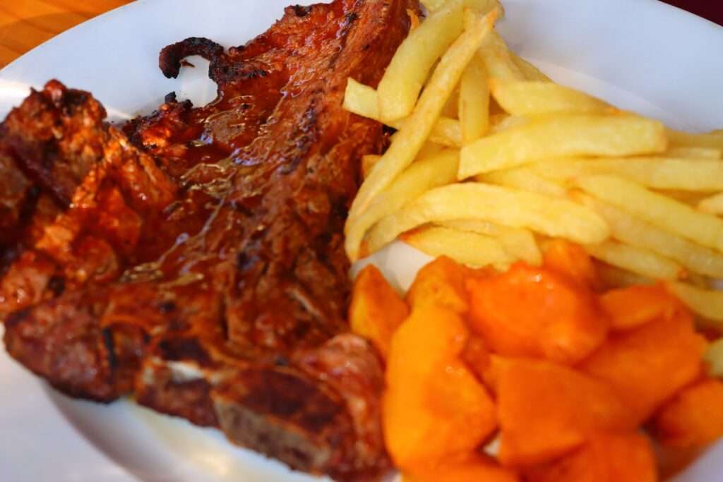 T BONE - COURTYARD - GABORONE